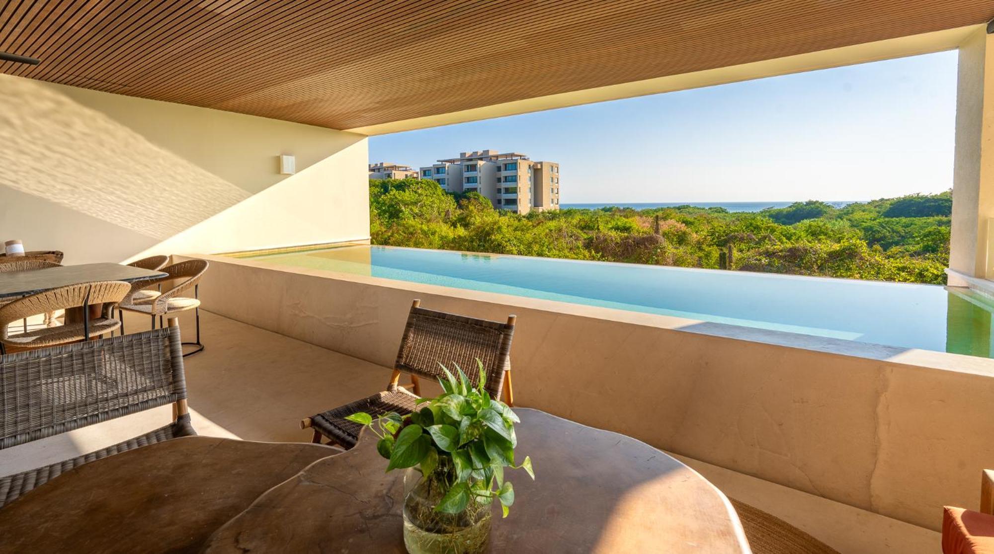 Apartment Surf Residences - Ocean View Luxury In