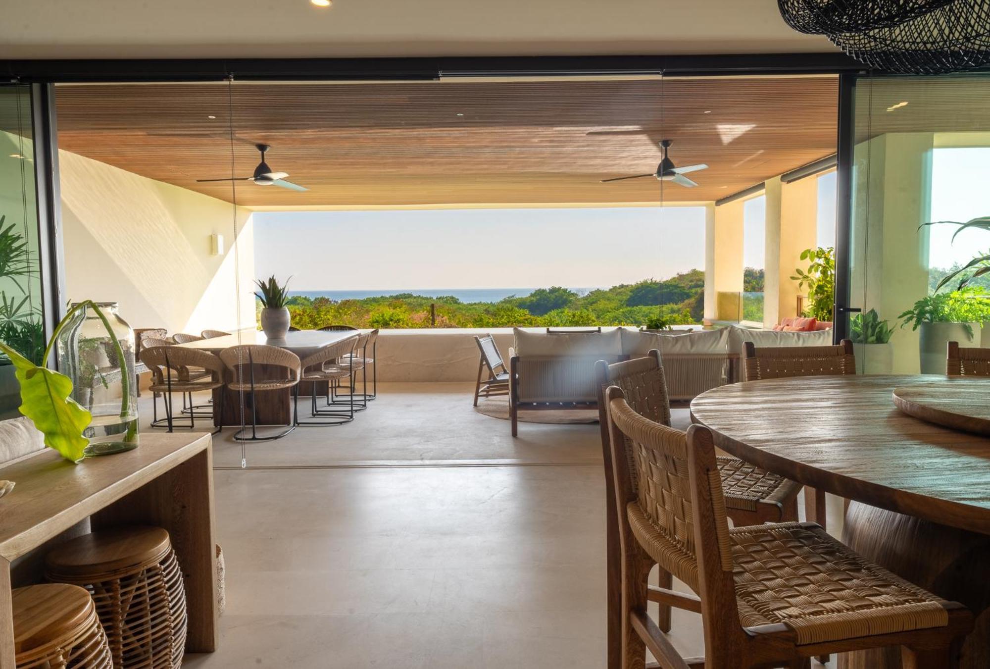 Surf Residences - Ocean View Luxury In *