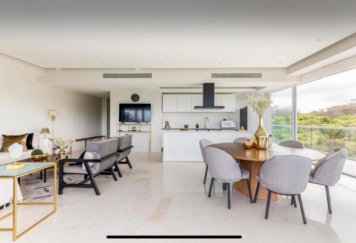 Luxury 2br - Bolongo - Ocean View - Private *
