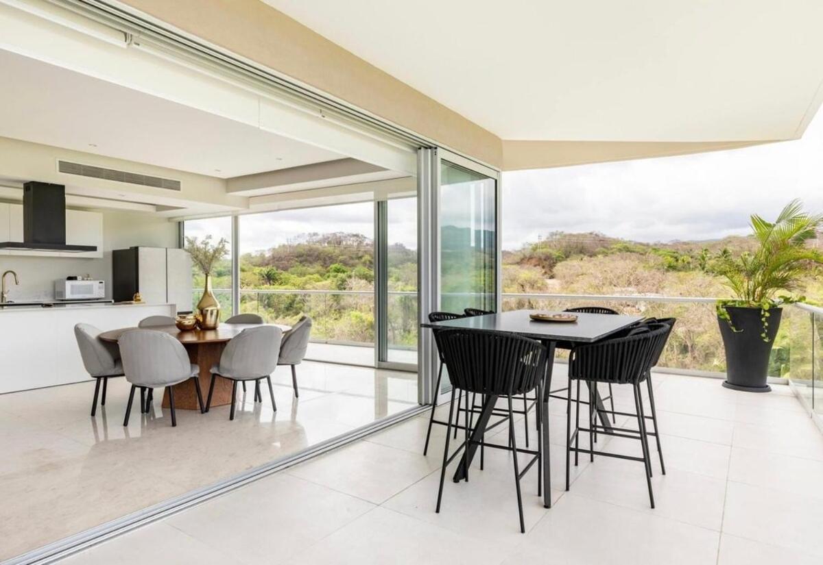 Luxury 2br - Bolongo - Ocean View - Private Apartment