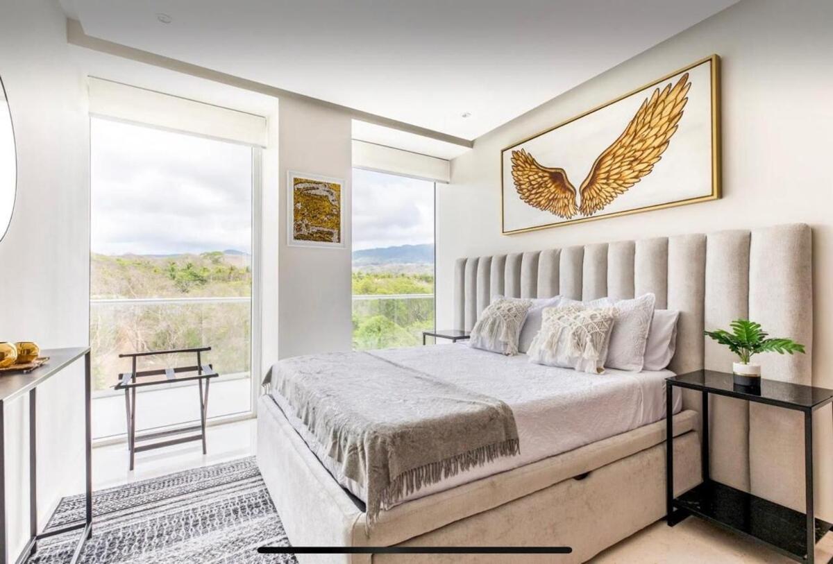 Luxury 2br - Bolongo - Ocean View - Private Apartment