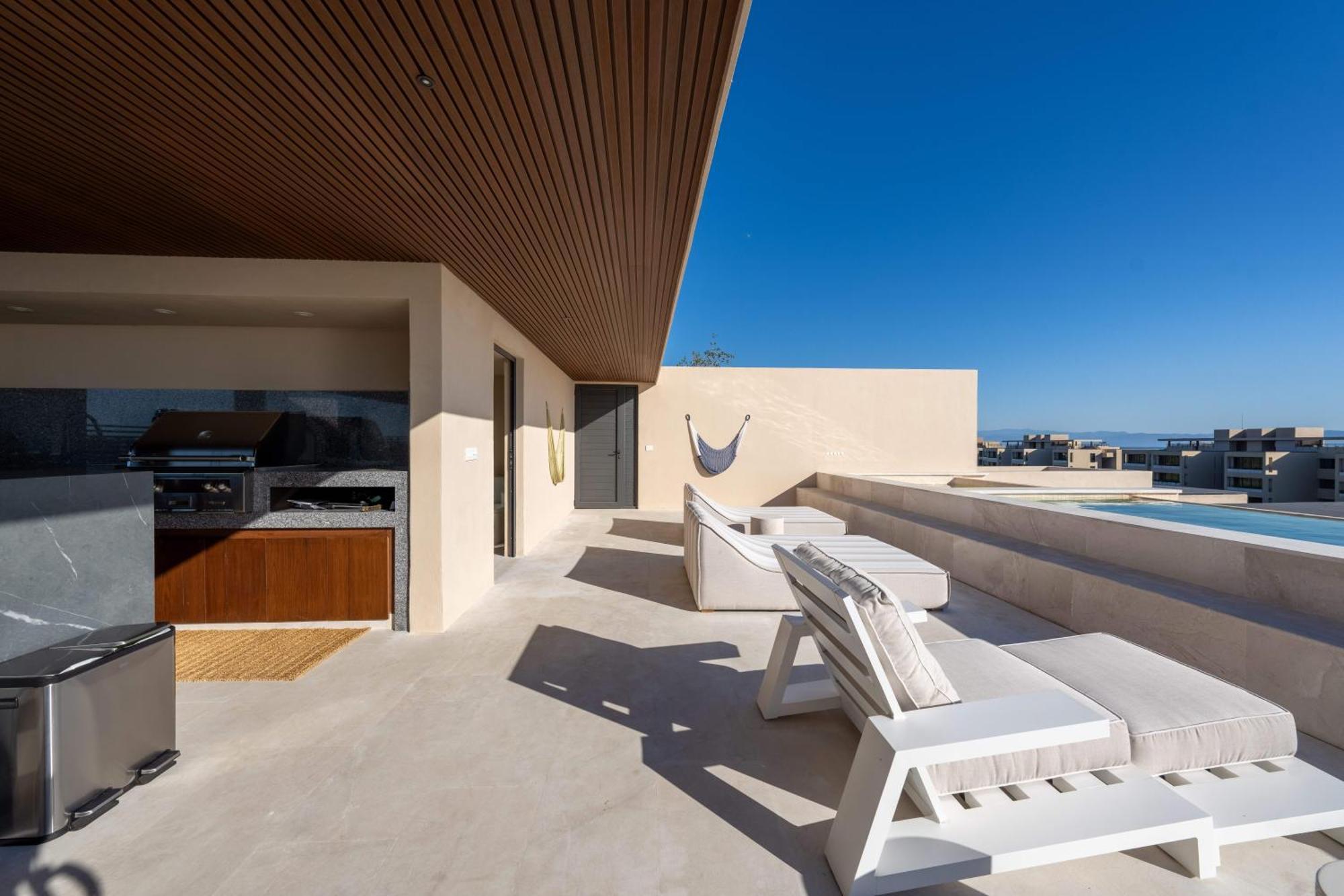 Apartment Surf Residences - Ocean View Luxury In