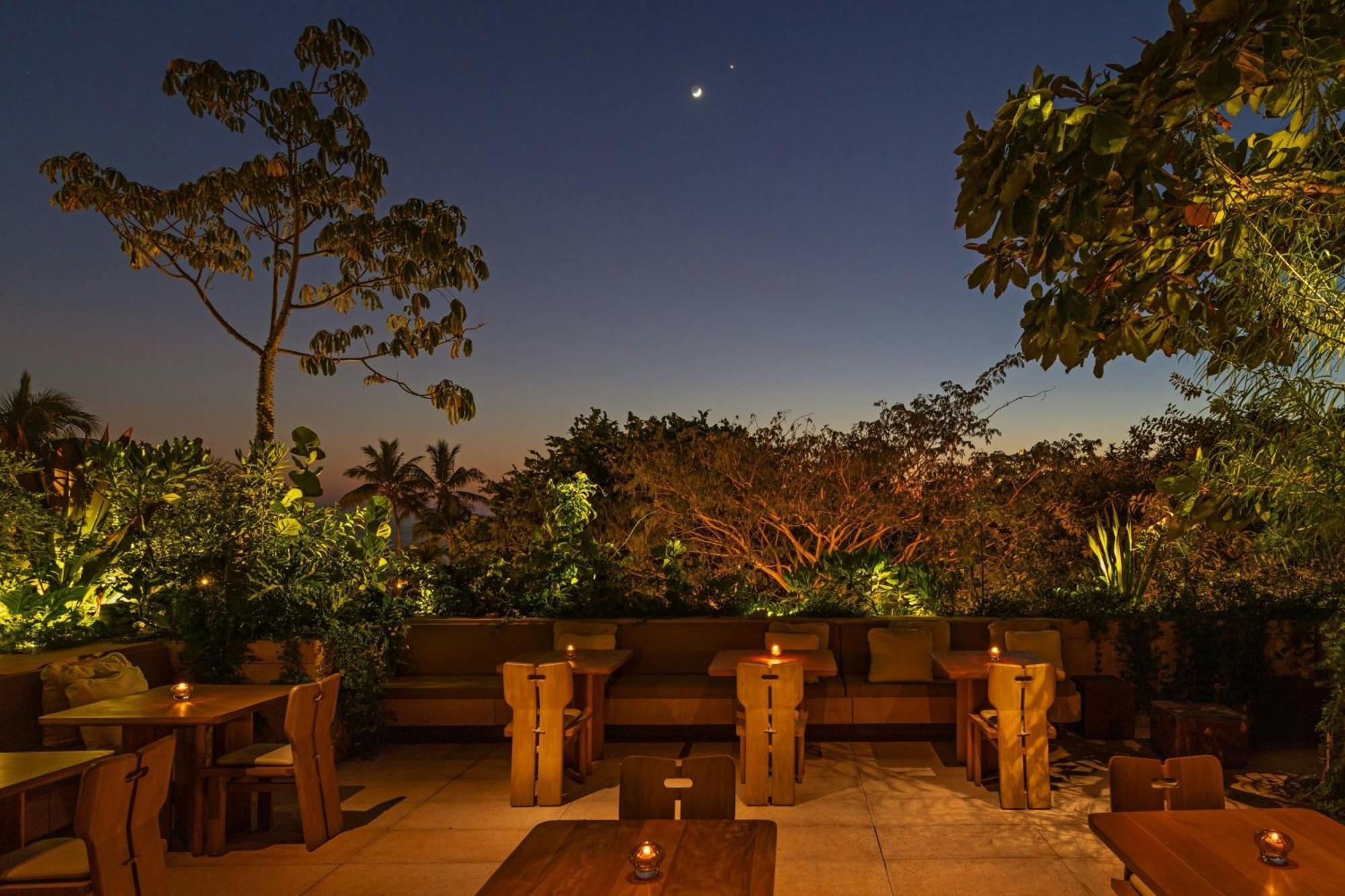 Hotel W Punta De Mita 5*