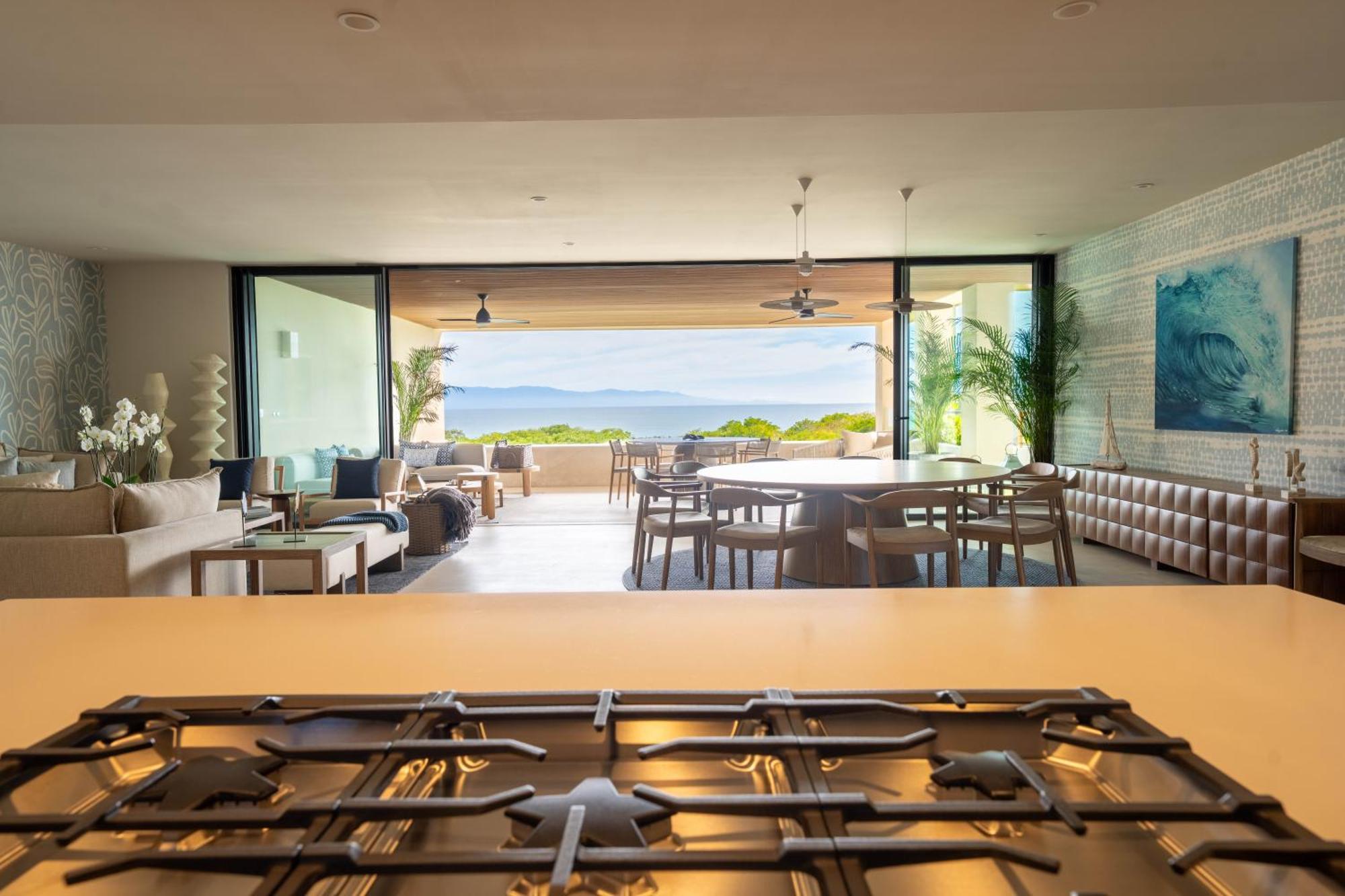 Surf Residences - Ocean View Luxury In Apartment *