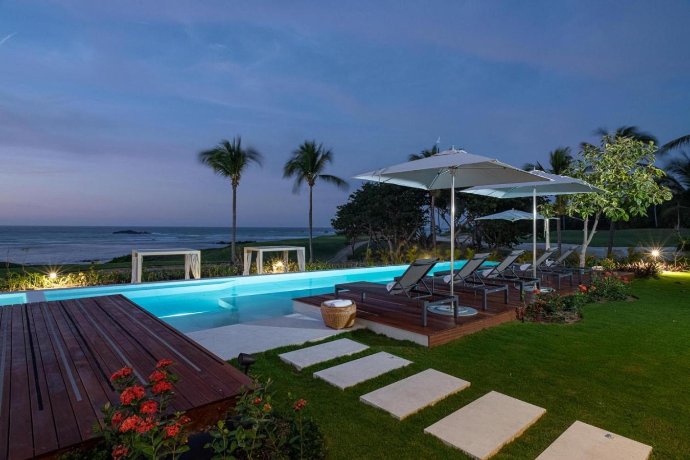 Punta Pacifico 7 In Pacifico Estates Holiday home *