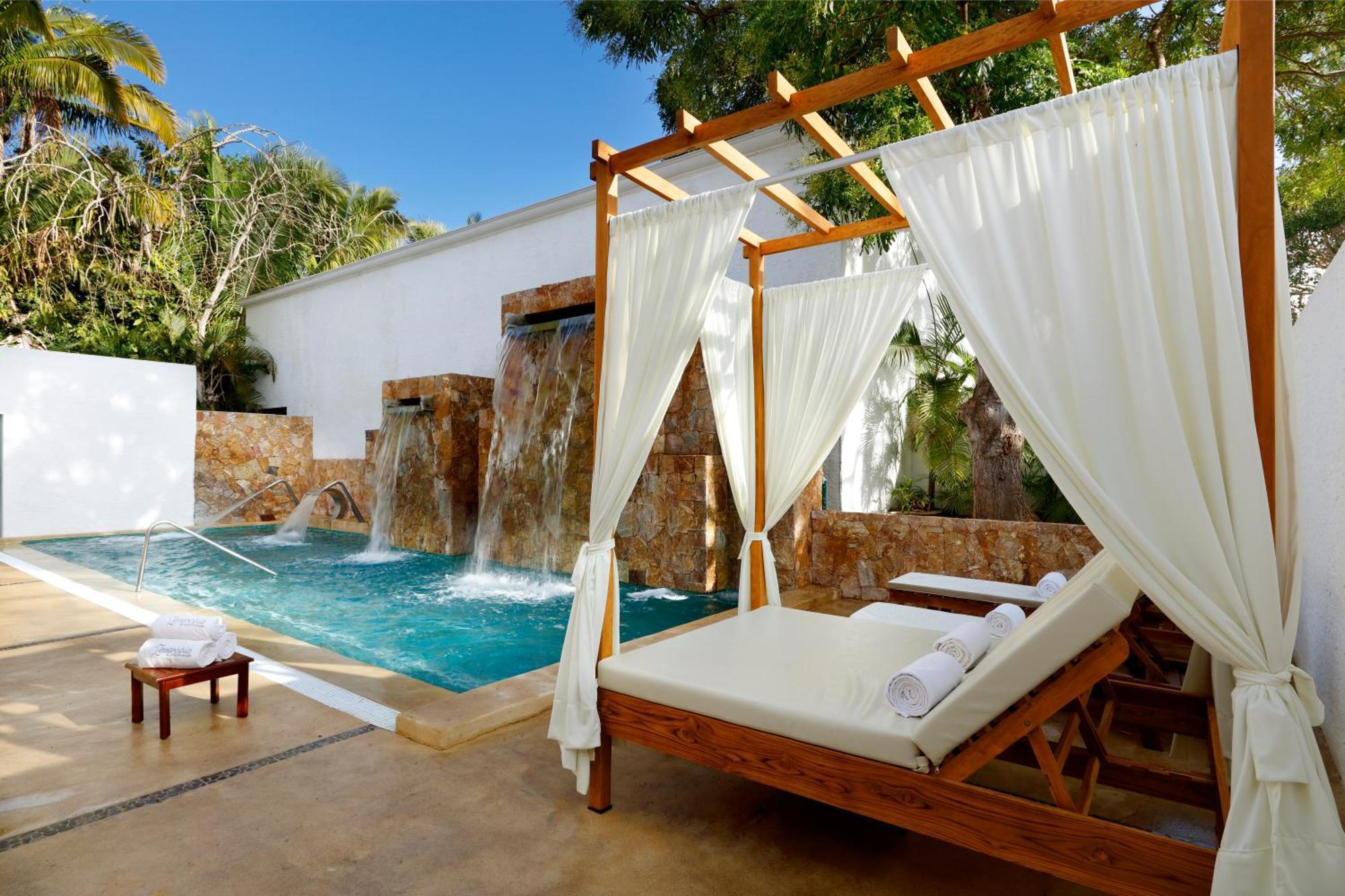 Family Selection At Grand Palladium Vallarta & 5*