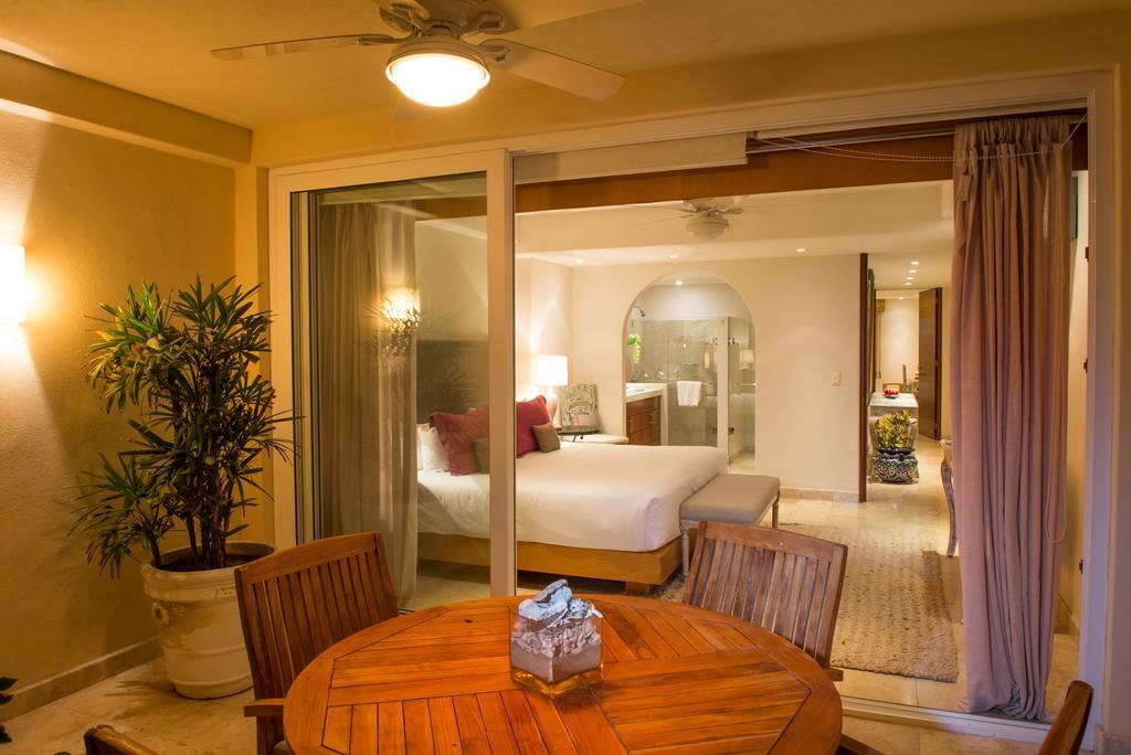 Cinco Aparthotel