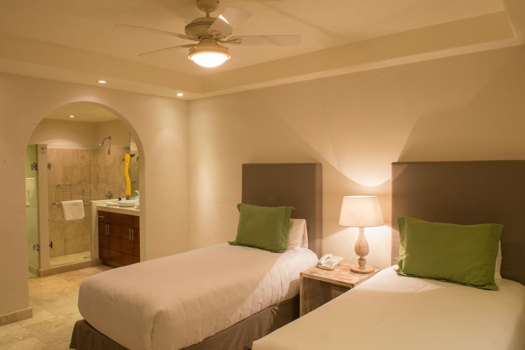 Cinco Aparthotel 5*