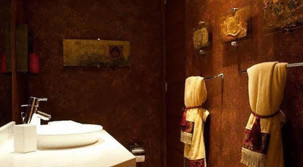 Cinco Aparthotel