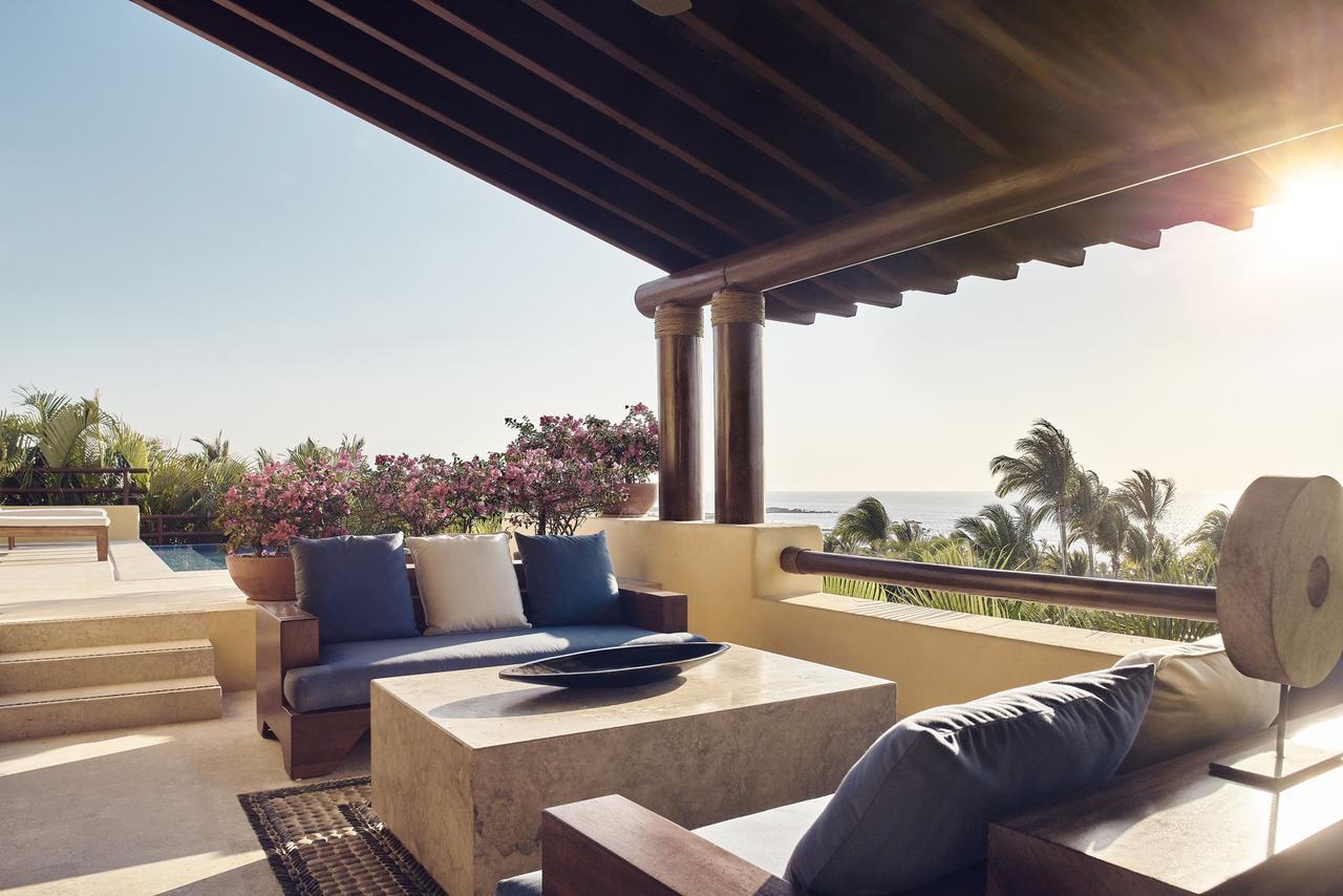 Four Seasons Hotel