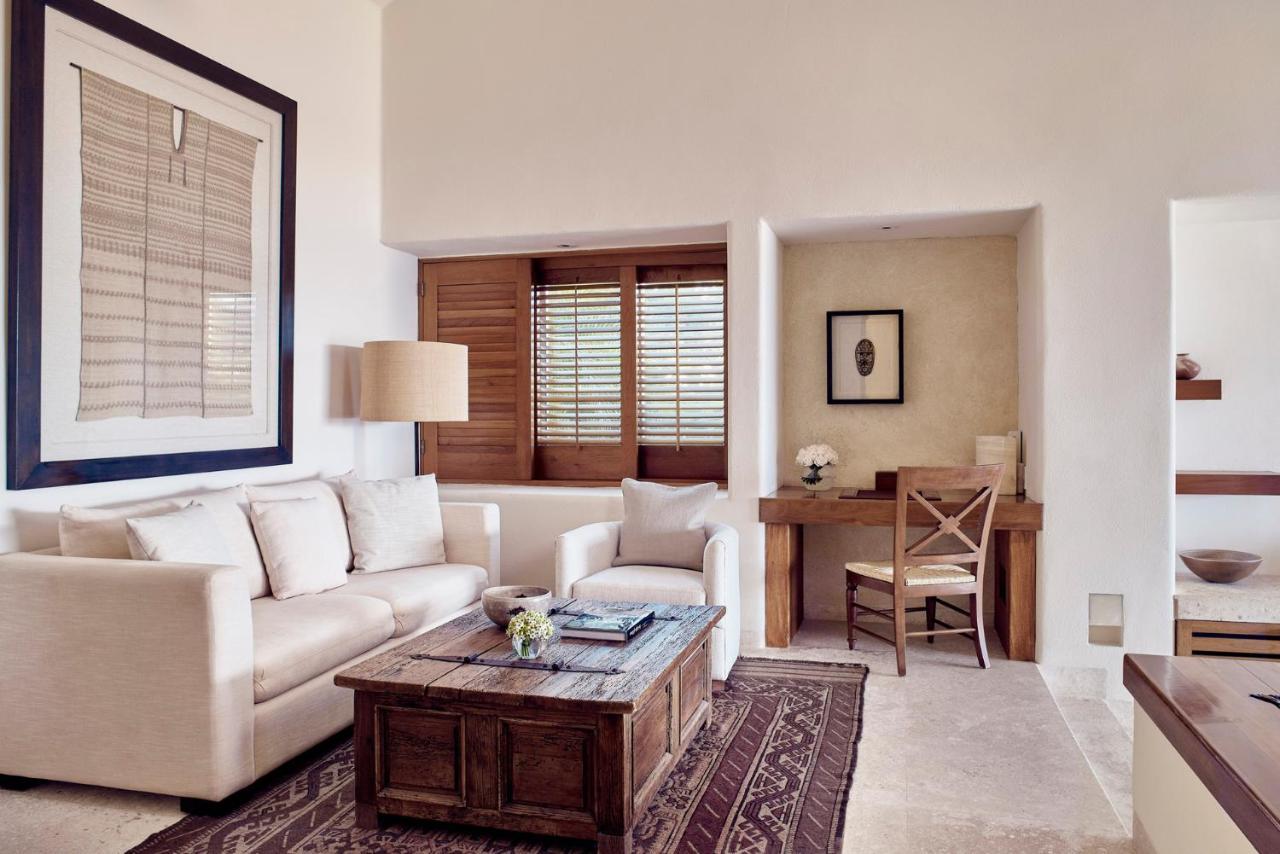Four Seasons Hotel