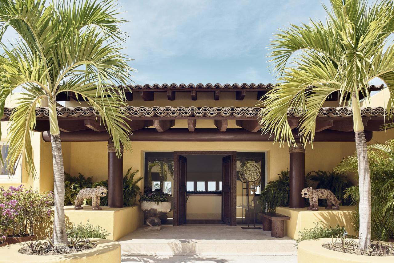 Four Seasons 5*