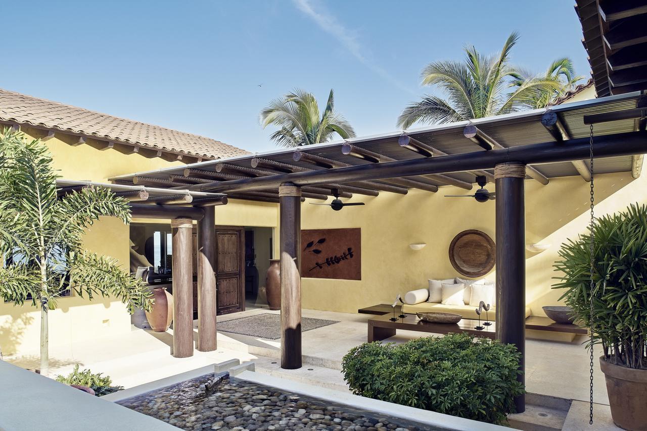 Four Seasons 5*