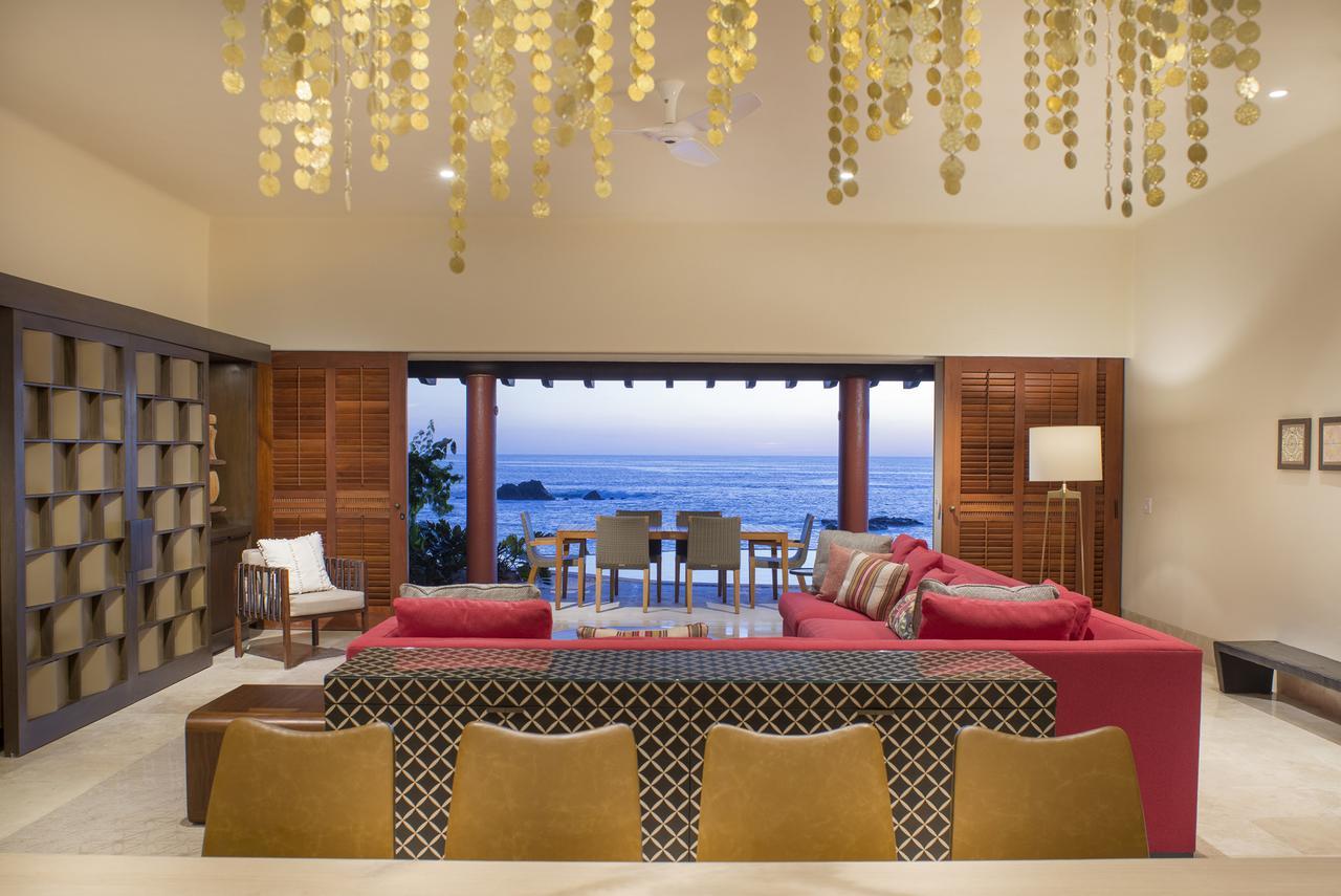 Four Seasons Hotel 5*