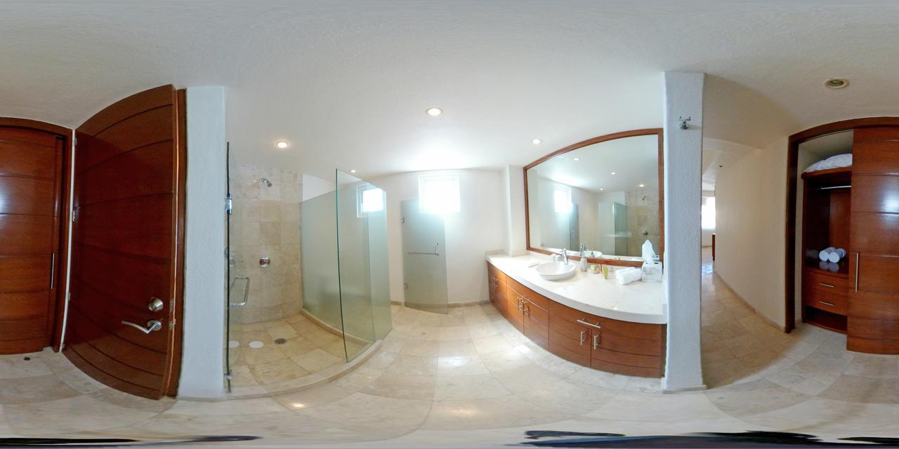 Hotel Luxury Beachfront 3*