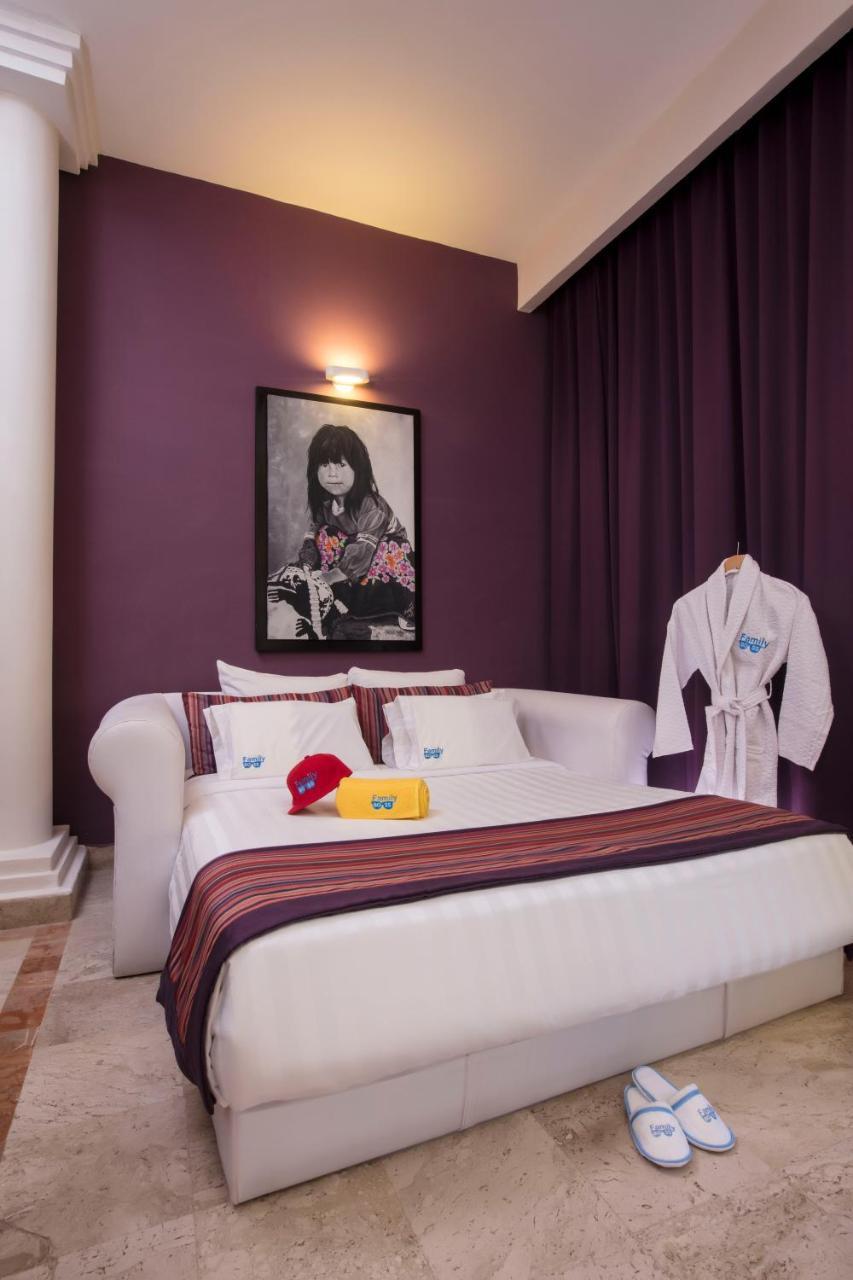 Resort Family Selection At Grand Palladium Vallarta & Punta Mita