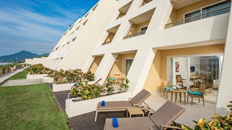 Hotel Iberostar Selection Playa Mita 5*