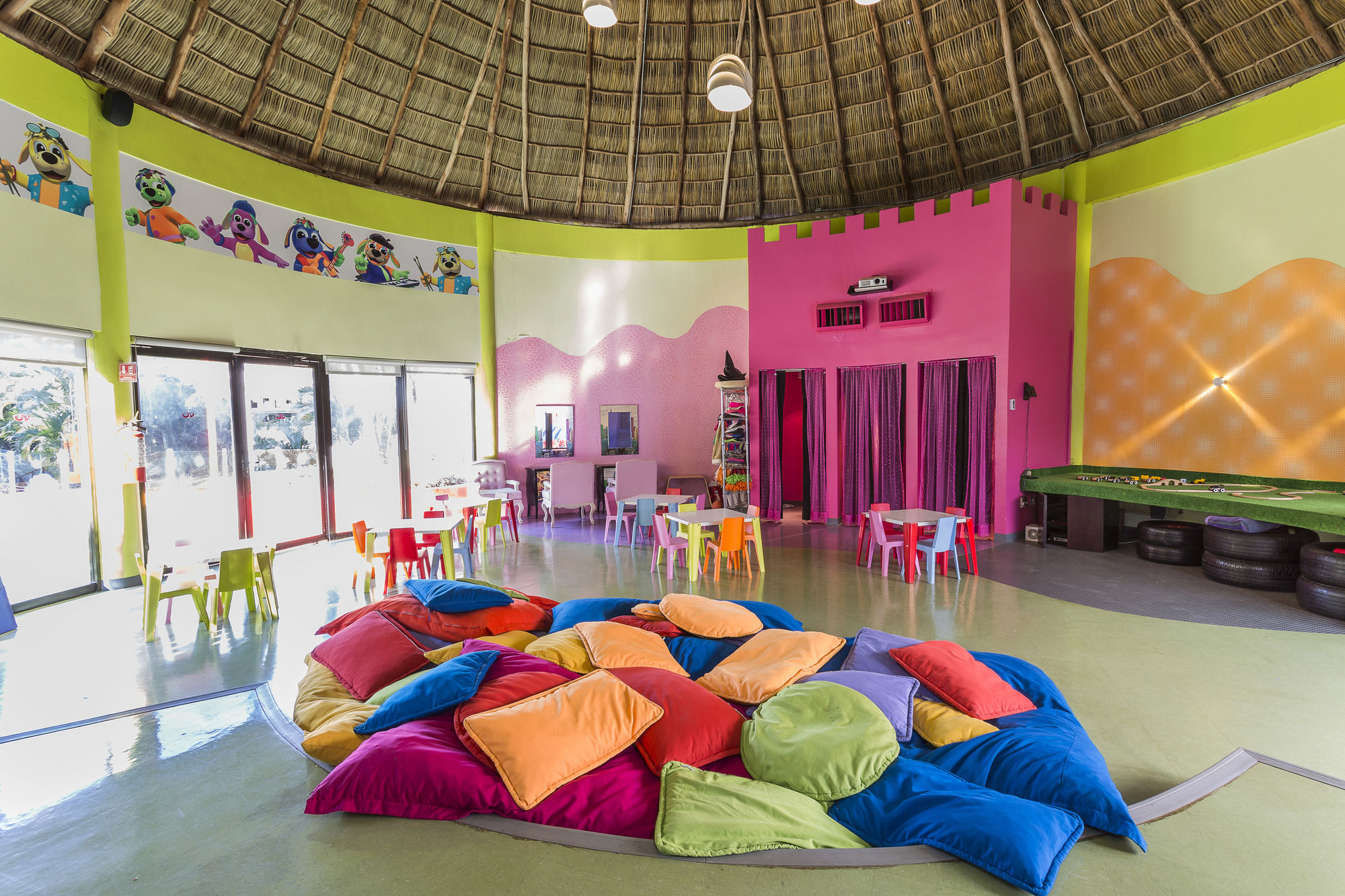 Grand Palladium Vallarta &