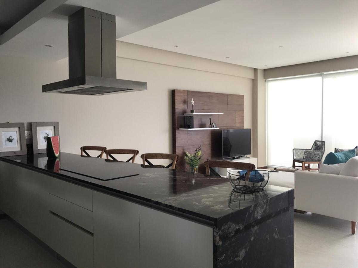 Beachfront Bolongo Apartment *