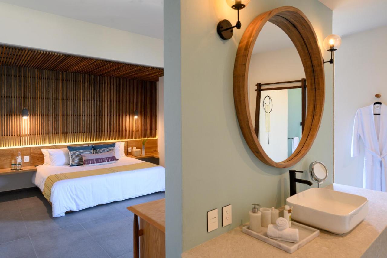 Basalto 5* Punta Mita