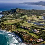 Stunning 7Bd Beachfront Villa Fully Staffed With Access To St Regis 4 Seasons & More