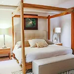 Spectacular Ocean Front 5Br Condo