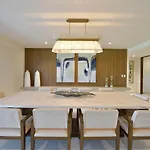 Condo Silver In El Encanto