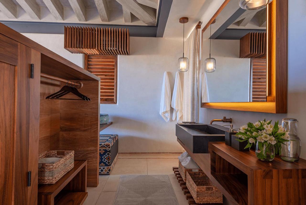 Luxury Home- Rock House Holiday home