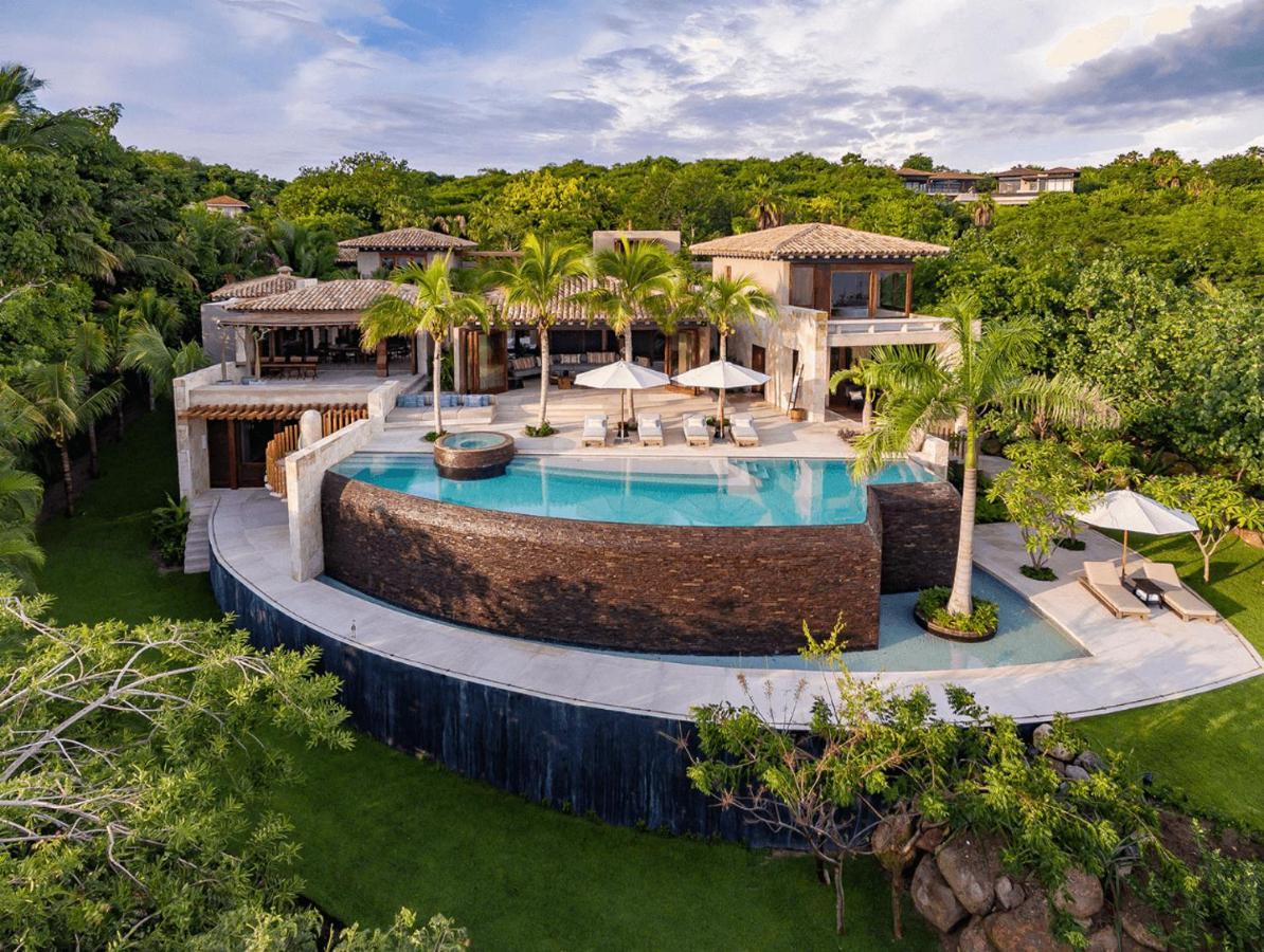 Luxury Home- Rock House Holiday home *