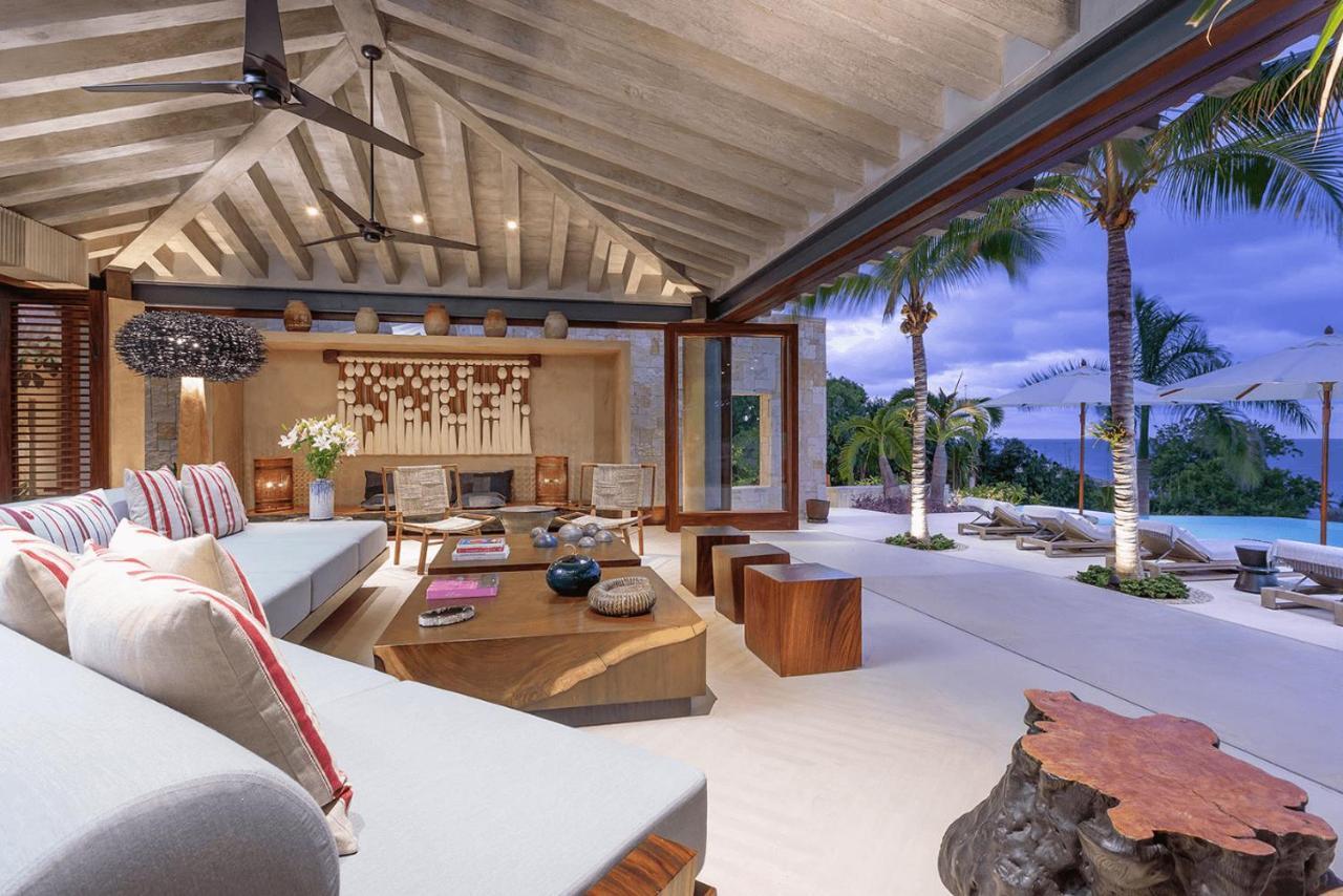 Luxury Home- Rock House Holiday home