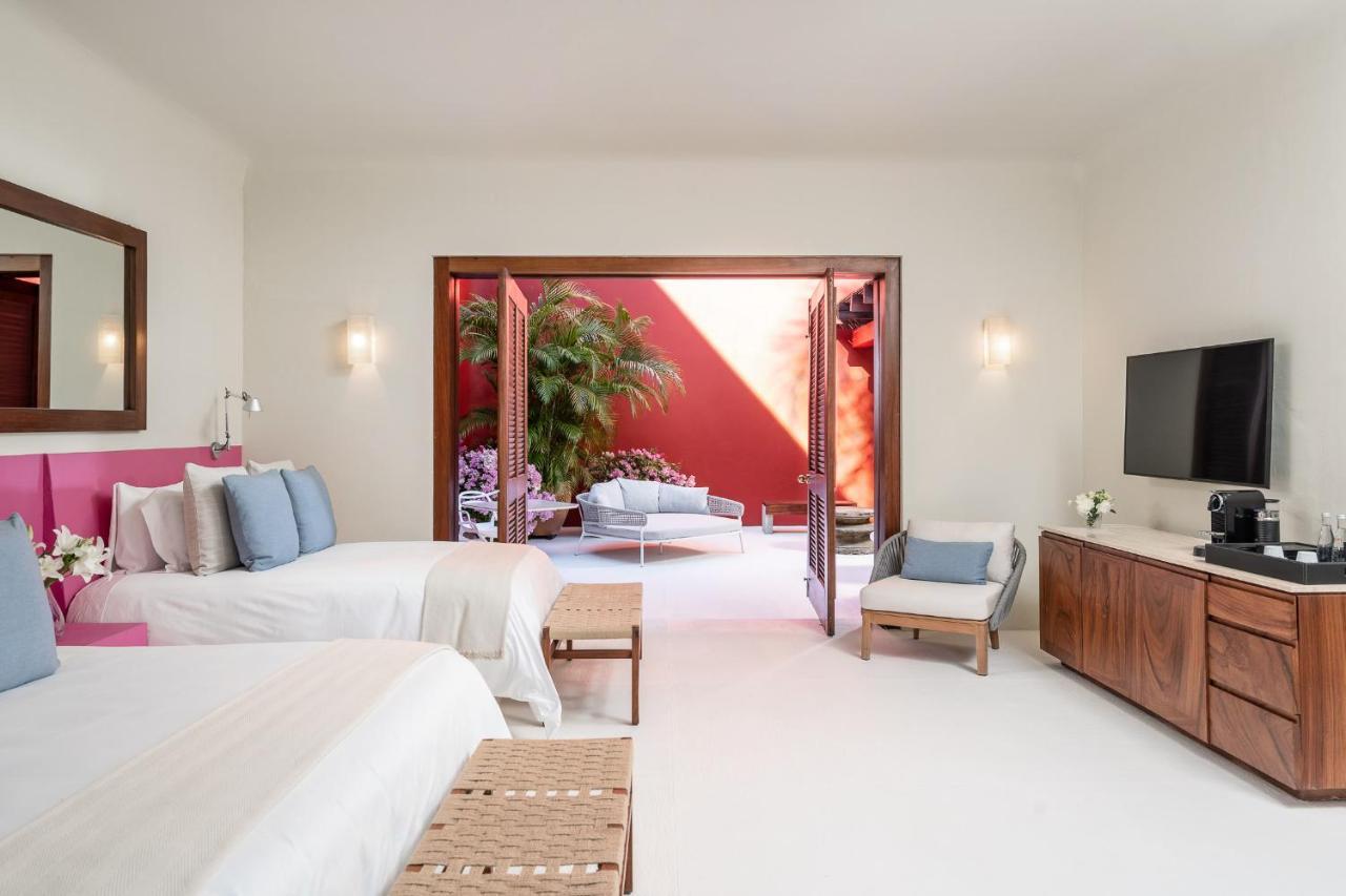 Villa Stunning 7bd Beachfront Fully Staffed With Access To St Regis 4 Seasons & *