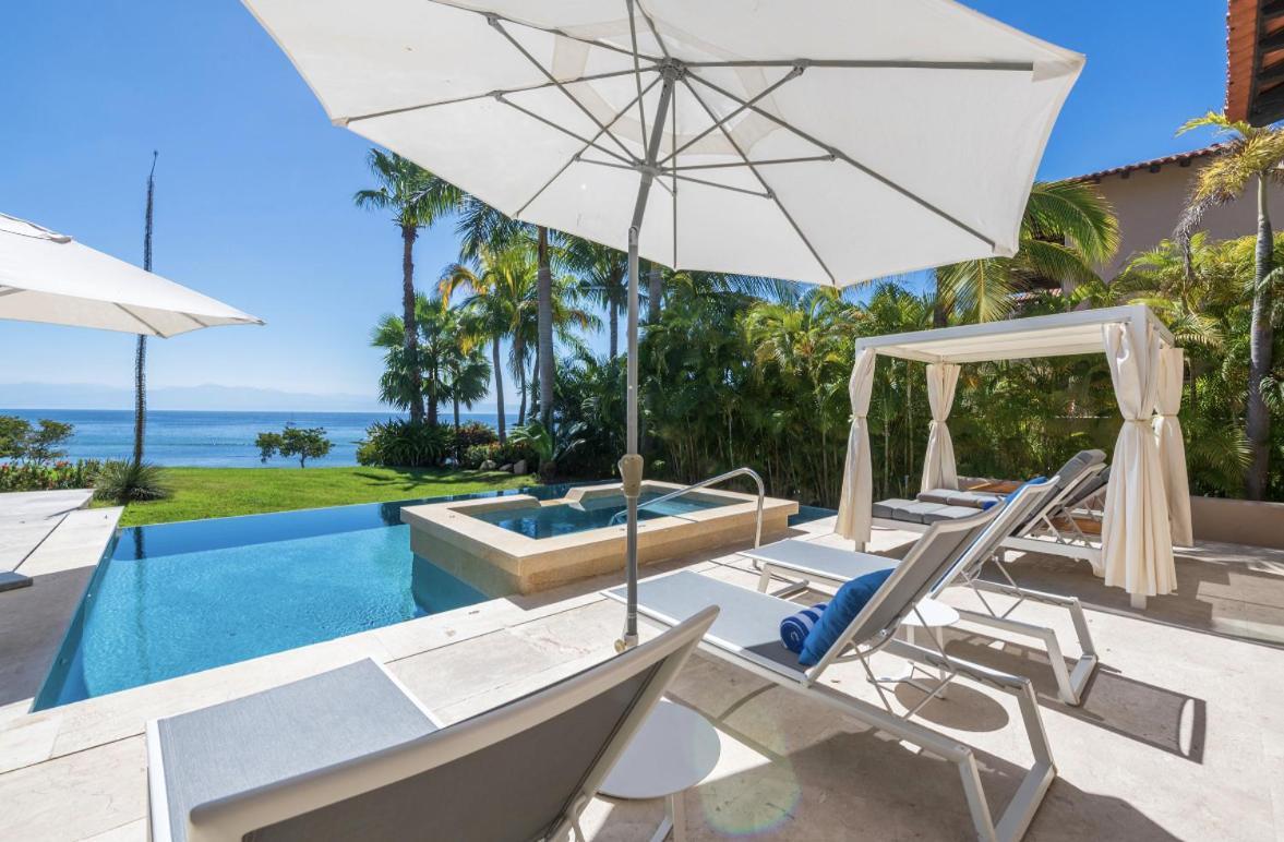 Villa Beachfront Enchanting In Punta Mita
