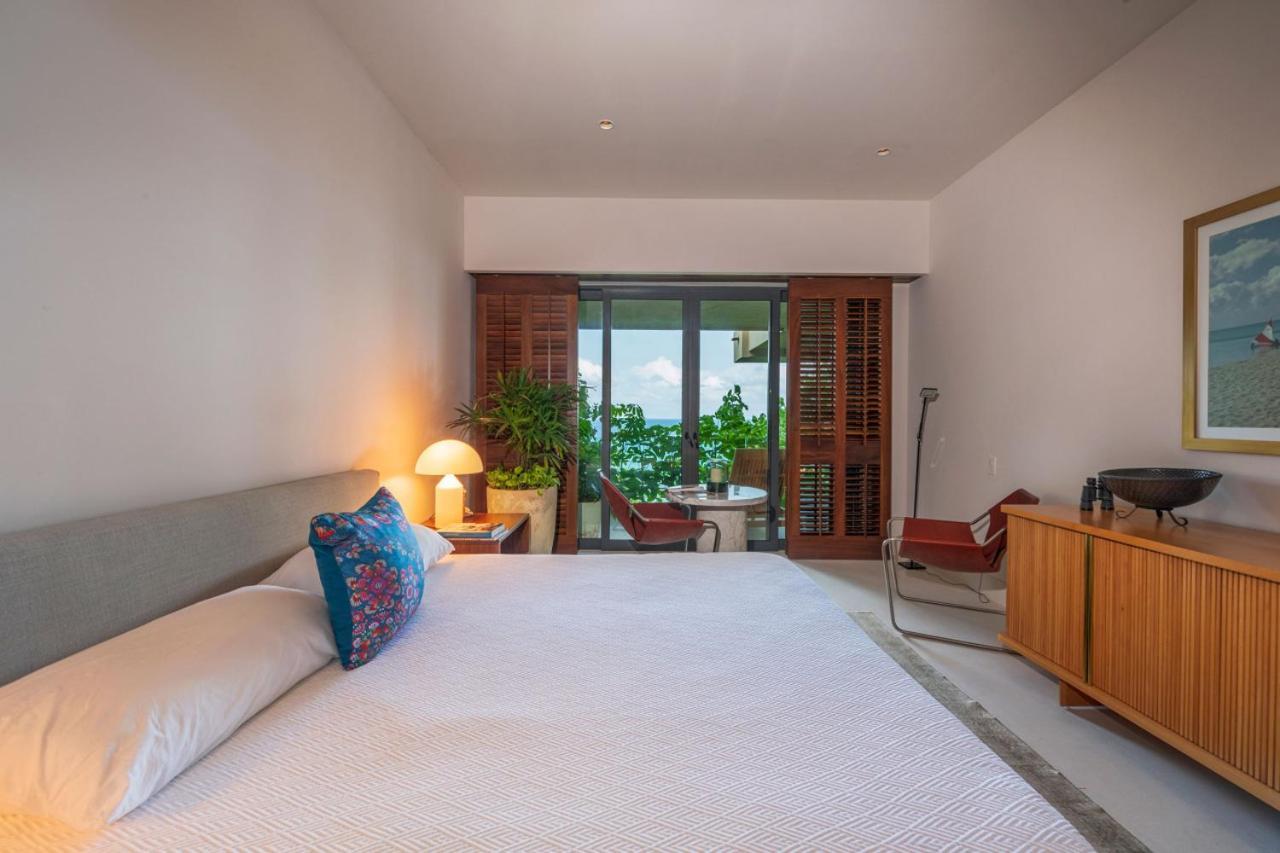 Coco In Iyari Punta Mita