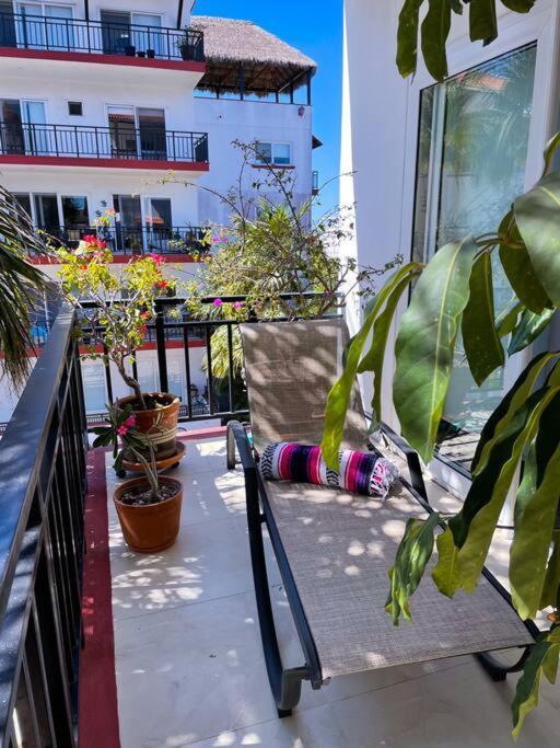Alma - Gated Boutique Escape