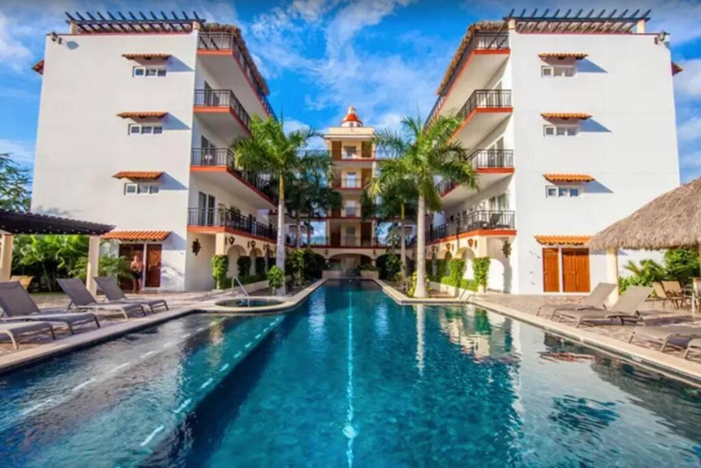 Apartment Alma - Gated Boutique Escape *