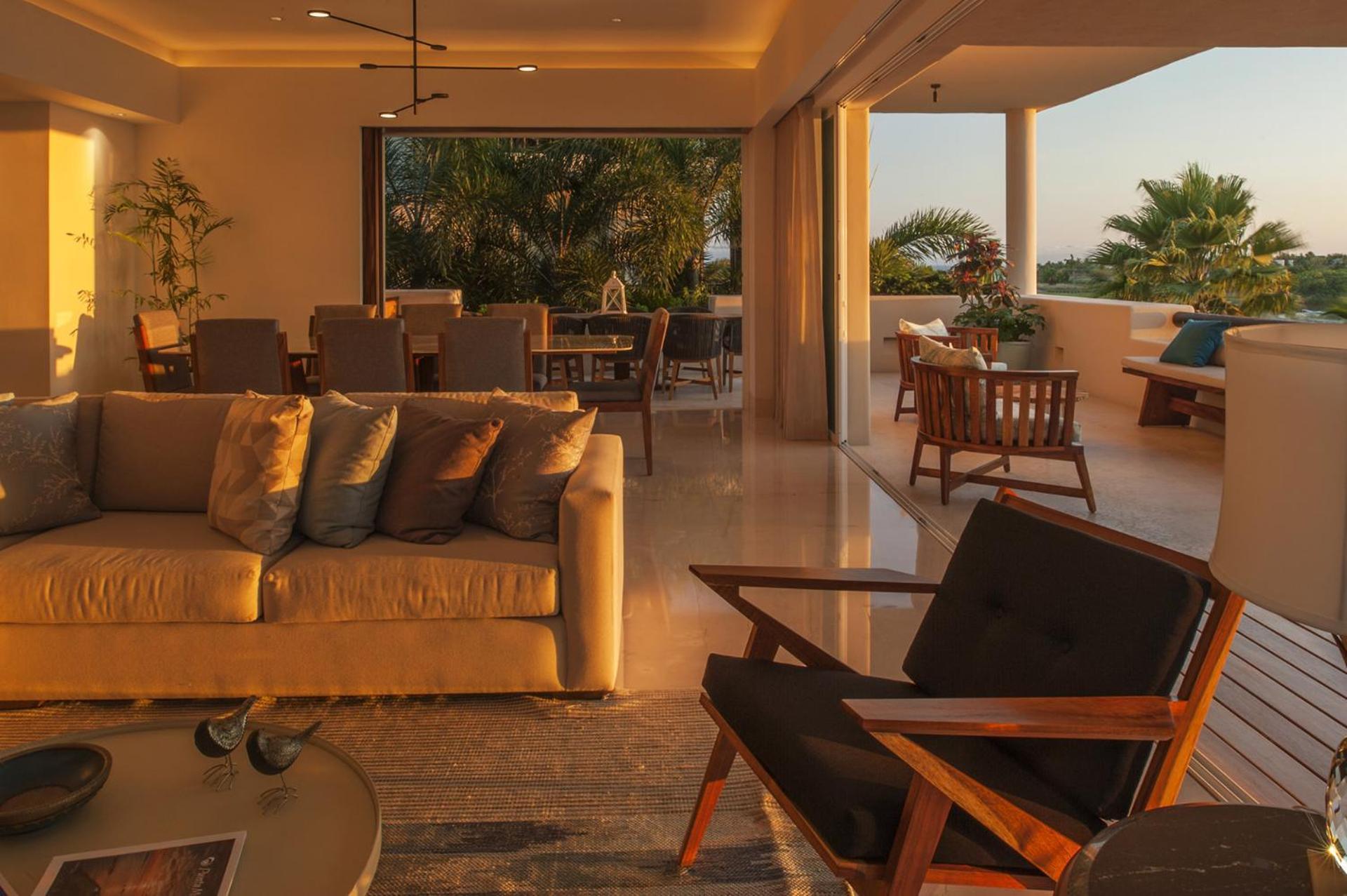 El Encanto, Stunning Views And Premier Golf Access Apartment