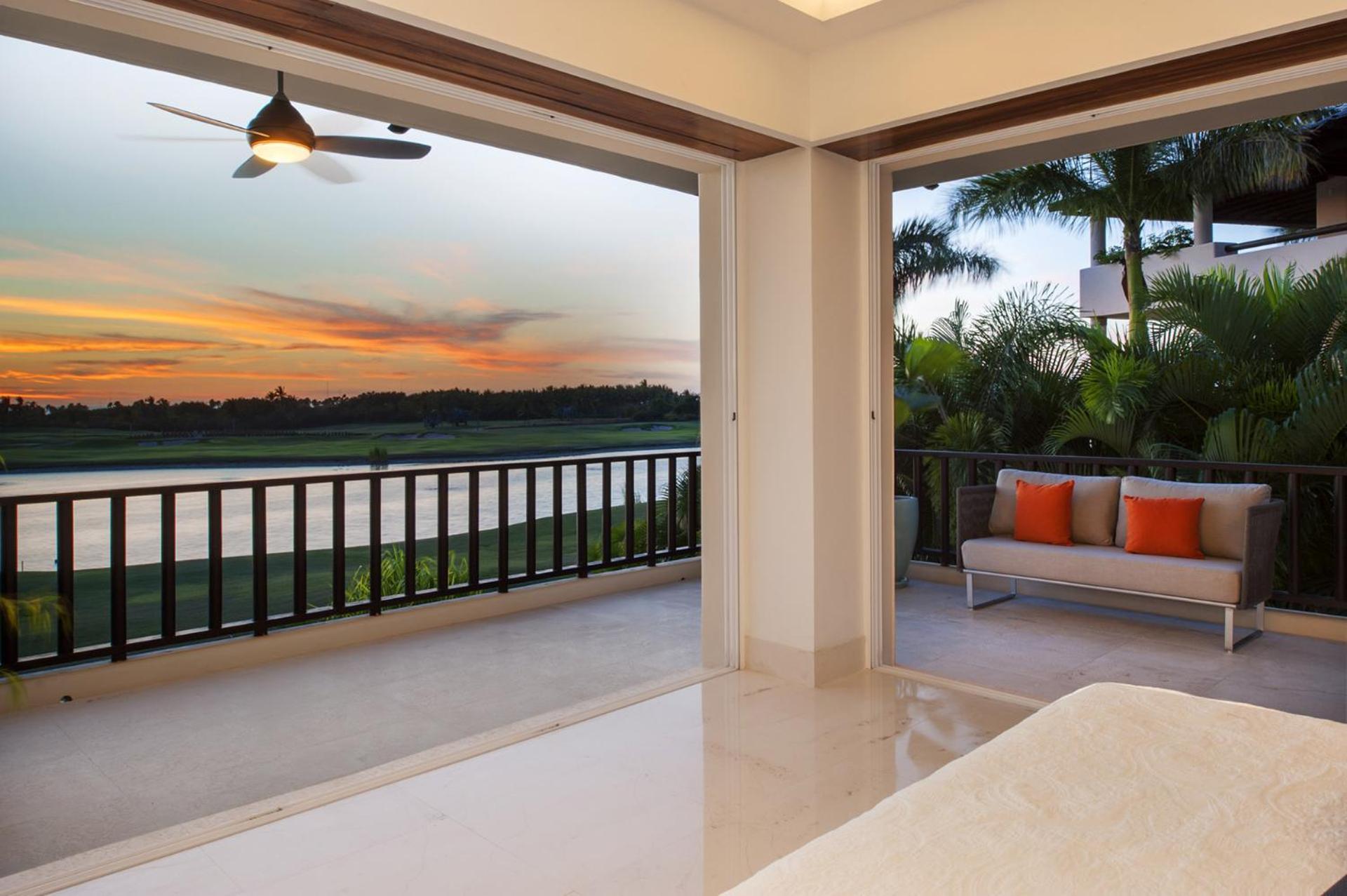 Apartment El Encanto, Stunning Views And Premier Golf Access