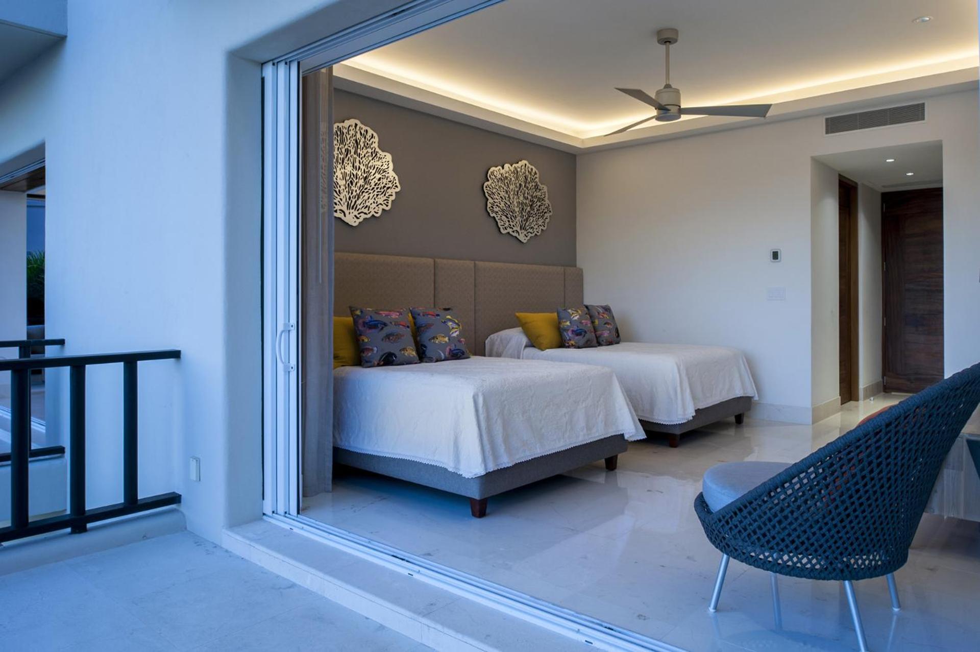 El Encanto, Stunning Views And Premier Golf Access
