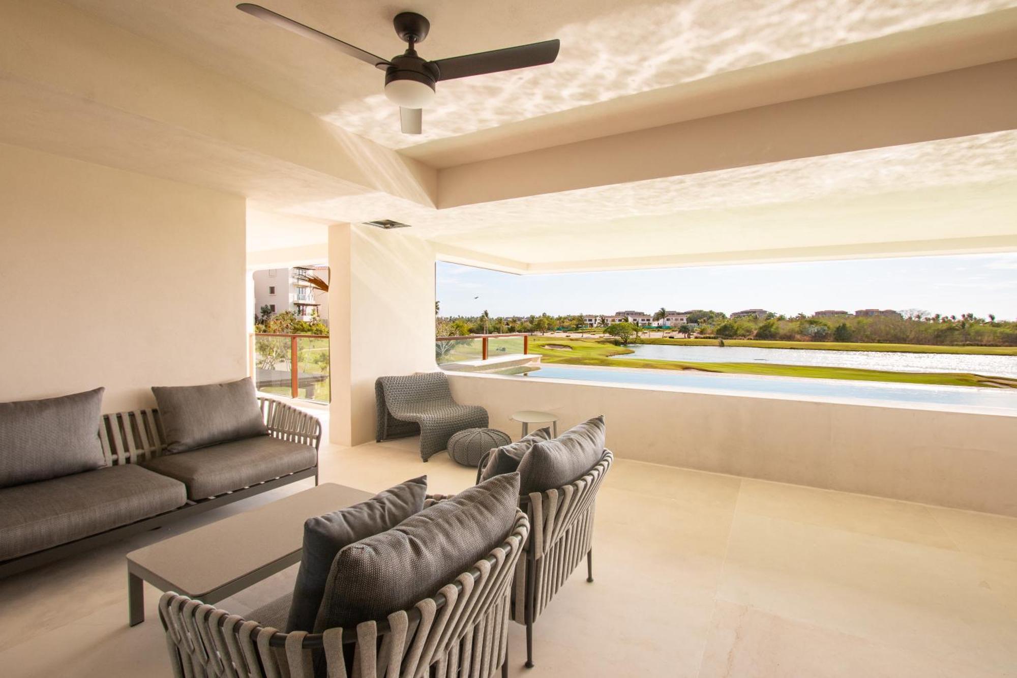 El Encanto, Stunning Views And Premier Golf Access