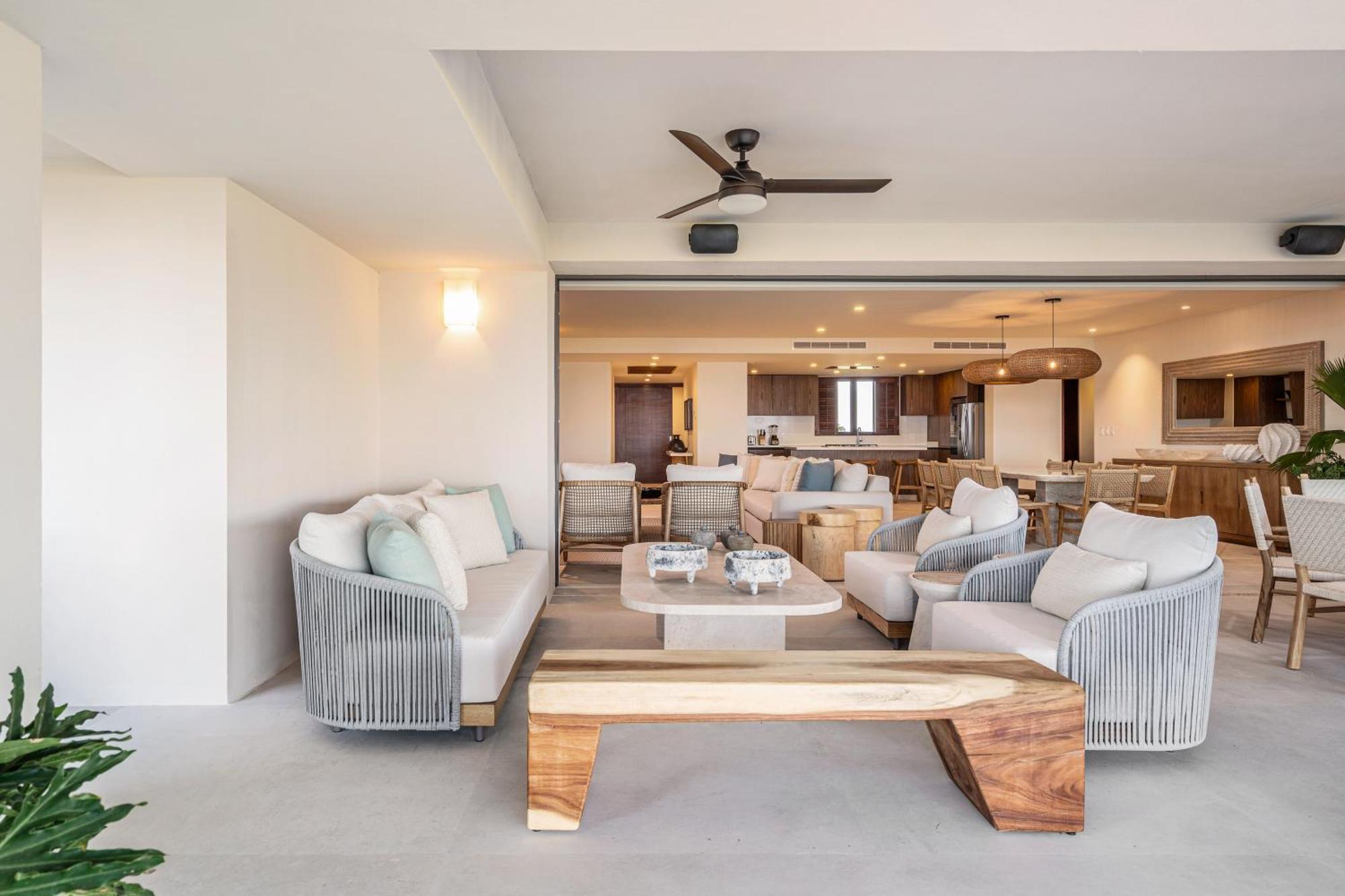 Villa El Encanto, Oasis Of Relaxation With Ocean Views In *
