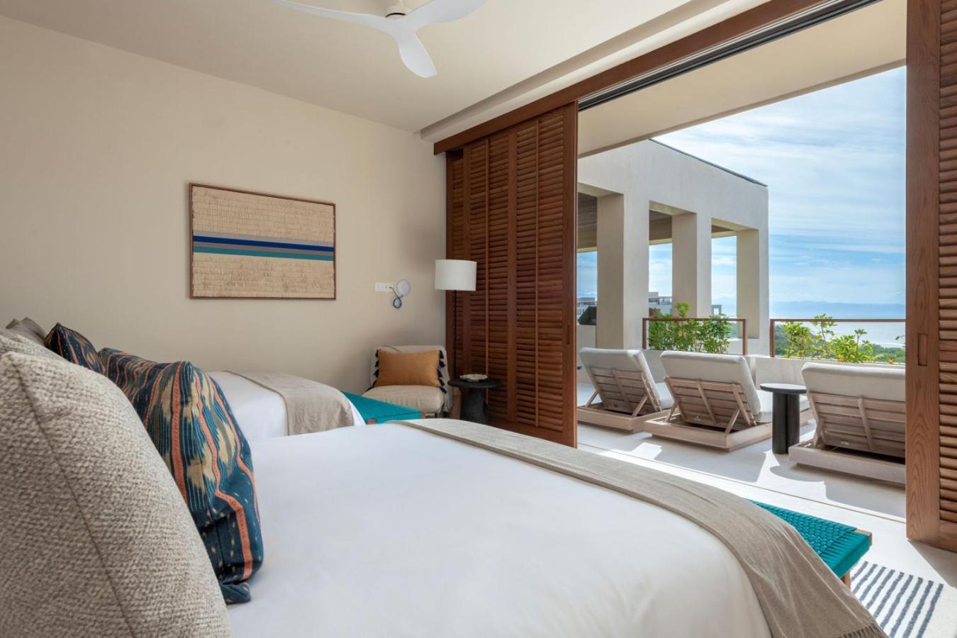 Rooftop Oasis In El Surf Apartment